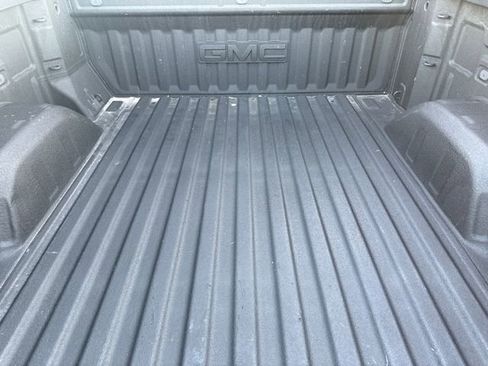 Used 2022 GMC Sierra 1500 SLT w/ SLT Premium Package image 12