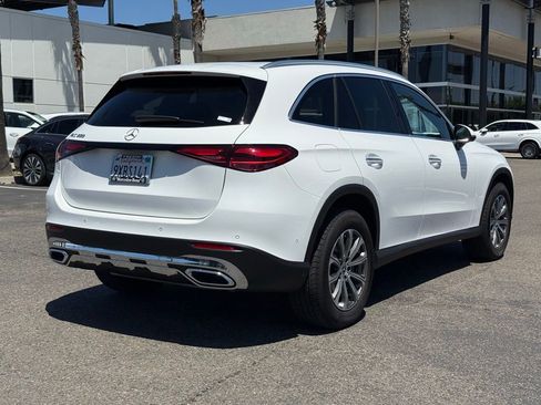 Certified 2026 Mercedes-Benz GLC 300 image 8