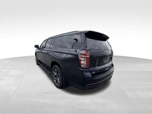 Used 2023 Chevrolet Suburban Z71 w/ Luxury Package AWD/4WD image 4
