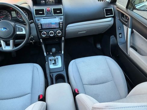 Used 2018 Subaru Forester 2.5i Premium w/ All-Weather Package image 26