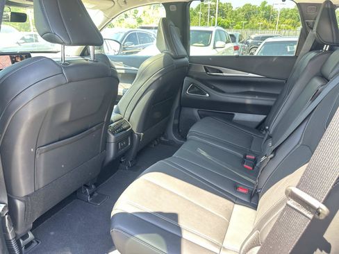 Used 2026 INFINITI QX60 Luxe w/ Cargo Package AWD/4WD image 29