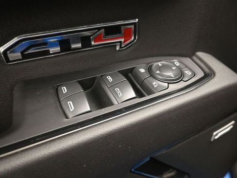 Used 2022 GMC Sierra 1500 AT4 w/ AT4 Premium Package image 13