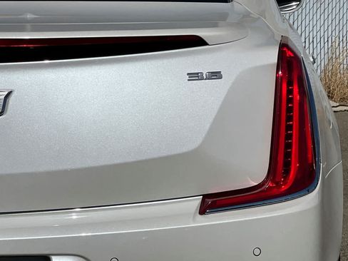 Used 2018 Cadillac XTS Luxury FWD image 21