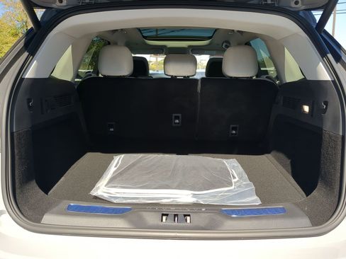 New 2026 Lincoln Nautilus Premier w/ Equipment Group 102A image 23