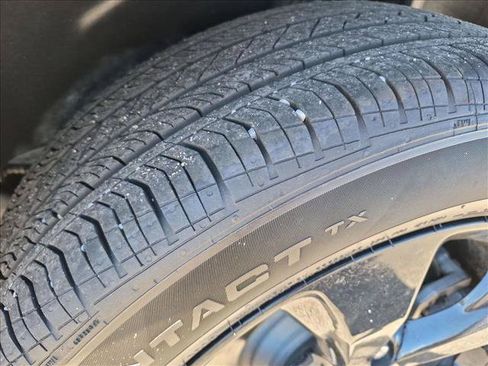 Used 2023 Jeep Cherokee Altitude Lux AWD/4WD image 28