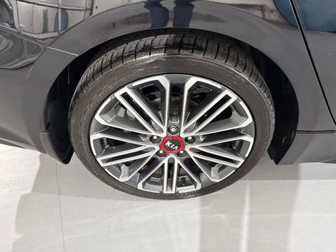 Used 2021 Kia Forte GT w/ GT2 Package FWD image 14
