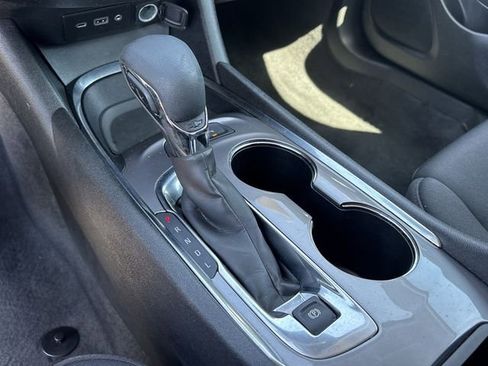 Certified 2024 Chevrolet Malibu LT image 21