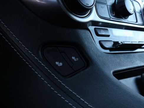 Used 2018 Chevrolet Suburban LT w/ Luxury Package image 30