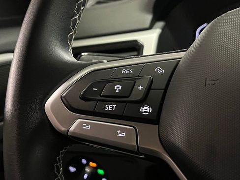 Used 2022 Volkswagen Atlas SE w/ Panoramic Sunroof Package FWD image 28