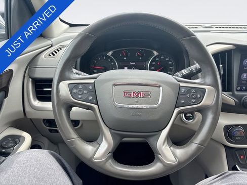 Used 2020 GMC Terrain Denali w/ Denali Premium Package FWD image 14
