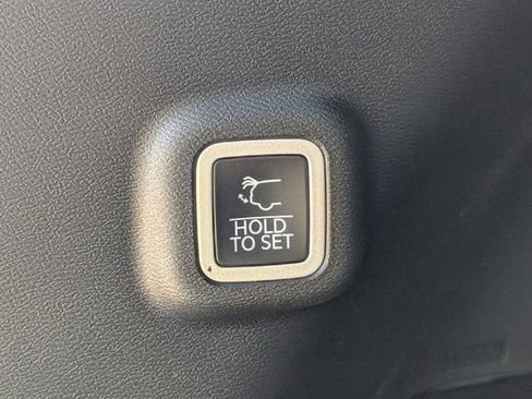 New 2026 Jeep Cherokee Limited image 12