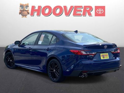 New 2026 Toyota Camry SE FWD image 5