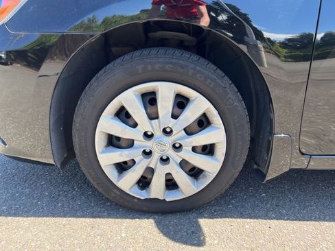 Used 2017 Nissan Sentra SV FWD image 10