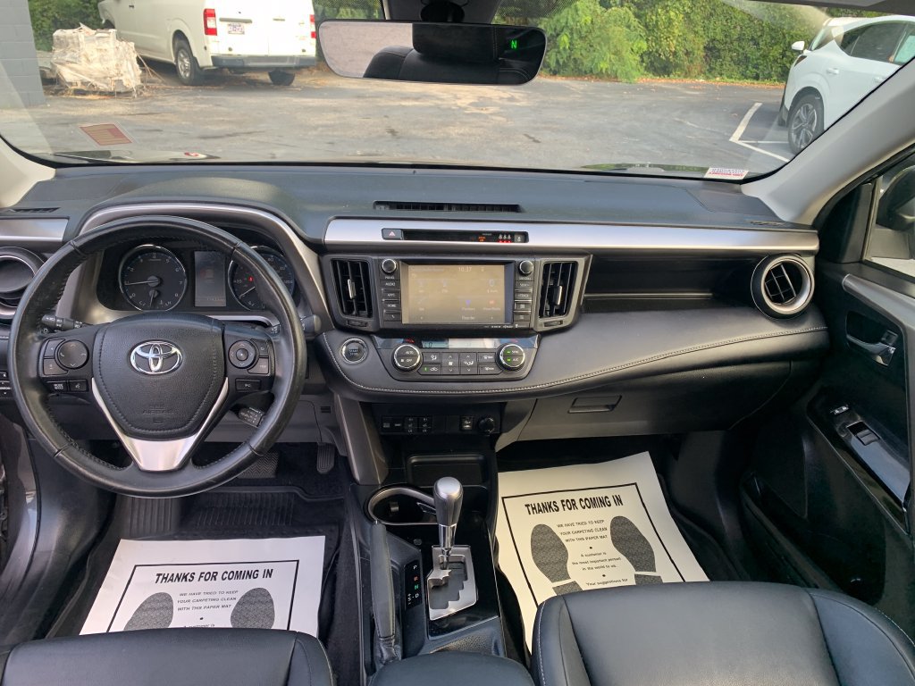 Used 2018 Toyota RAV4 Limited w/ All Weather Liner Package FWD image 20