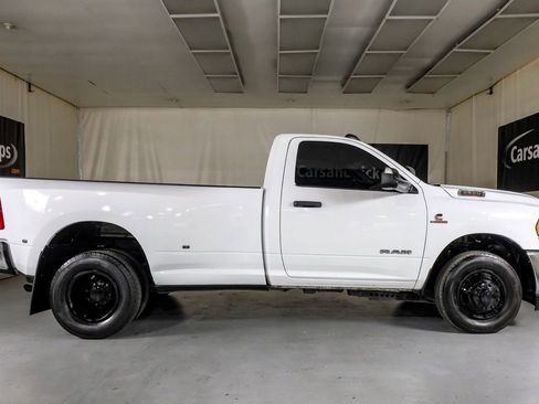 Used 2022 RAM 3500 Tradesman RWD image 5
