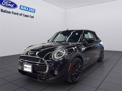 Used 2020 MINI Cooper S image 2