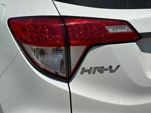Certified 2022 Honda HR-V EX-L image 7