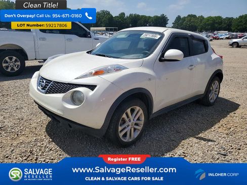 Used 2013 Nissan Juke S FWD image 1