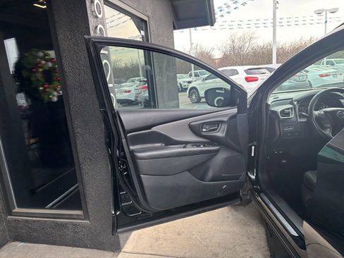 Used 2020 Nissan Murano SV image 7