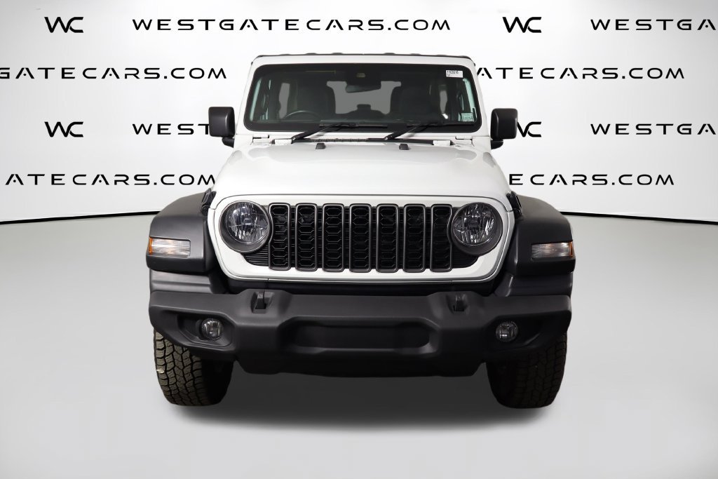 Used 2025 Jeep Wrangler Unlimited Sport w/ Convenience Group AWD/4WD image 2