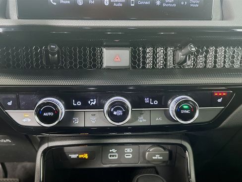 Used 2025 Honda CR-V EX-L image 23