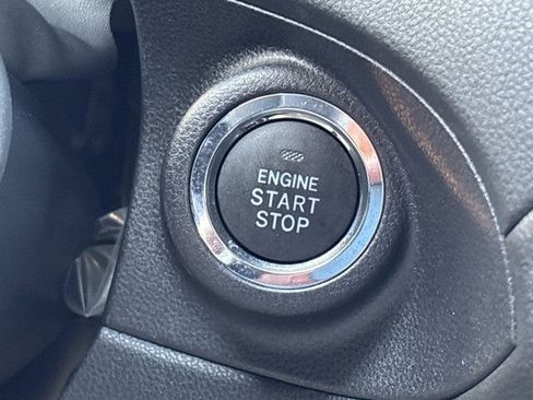 Used 2026 Subaru Ascent Premium image 29