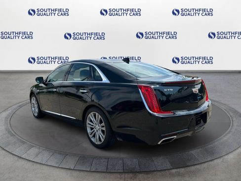 Used 2018 Cadillac XTS Luxury image 4