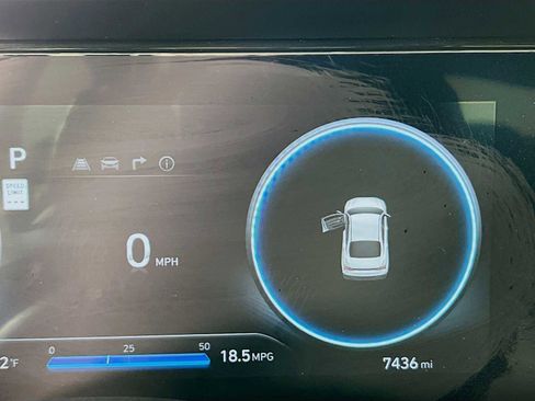 Certified 2025 Hyundai Elantra N Line image 5