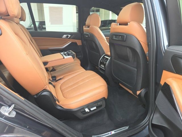 Used 2022 BMW X7 xDrive40i w/ M Sport Package AWD/4WD image 68