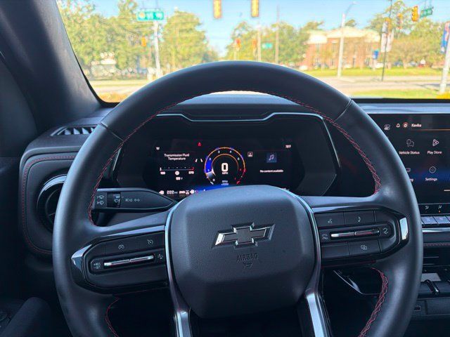 Used 2024 Chevrolet Colorado Z71 w/ Z71 Convenience Package 2 AWD/4WD image 12