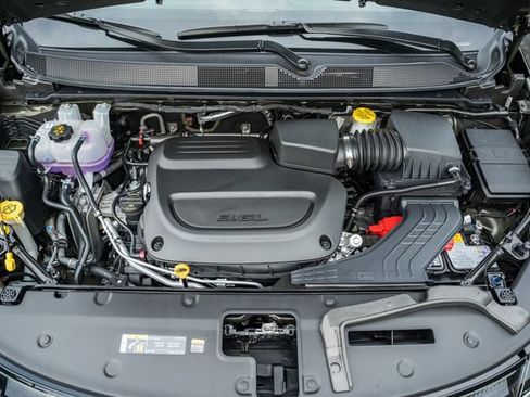 New 2027 Chrysler Pacifica Select FWD image 23