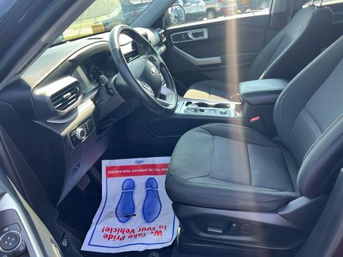 Used 2023 Ford Explorer XLT w/ Class IV Trailer Tow Package image 22