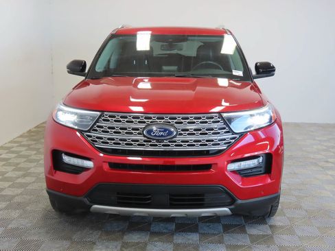 Used 2023 Ford Explorer Limited w/ Limited Technology Package RWD image 2