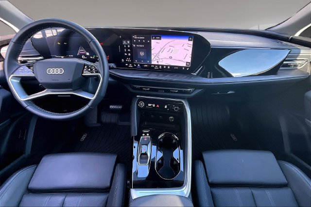 Used 2025 Audi Q5 Premium Plus w/ Premium Plus AWD/4WD image 7