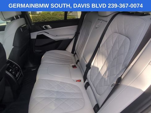 Used 2025 BMW X5 xDrive40i w/ Executive Package AWD/4WD image 24