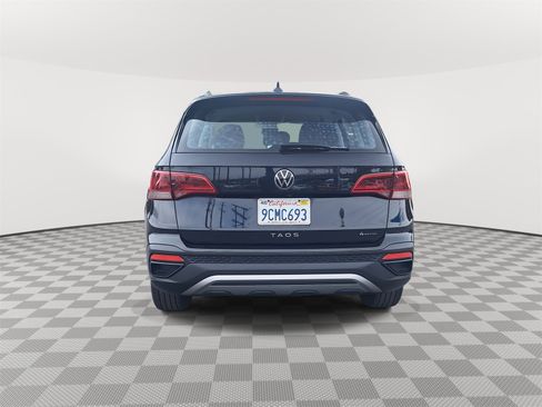 Used 2022 Volkswagen Taos S image 6