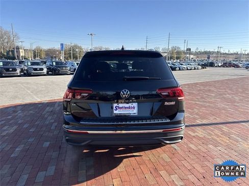Used 2024 Volkswagen Tiguan SE image 35