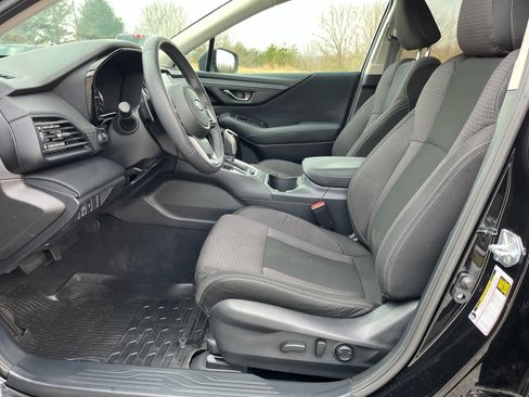 Used 2024 Subaru Outback Premium image 11