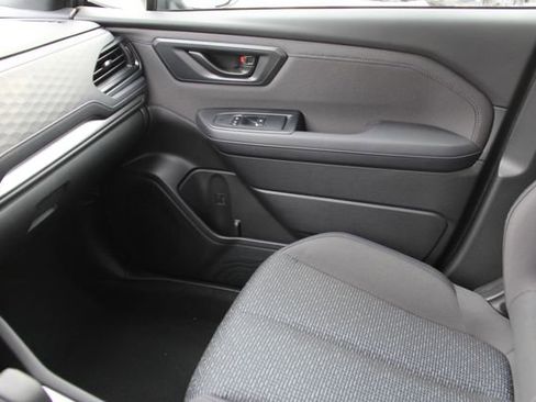 Certified 2025 Subaru Forester Premium image 27