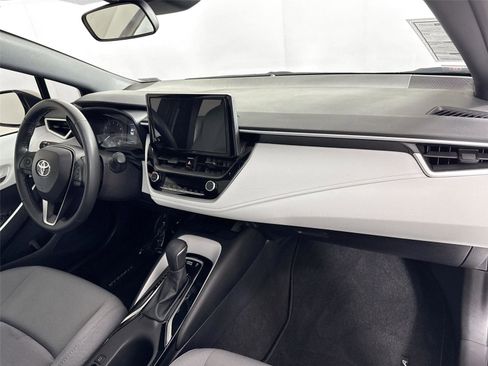 Certified 2024 Toyota Corolla SE w/ SE Premium Package image 43