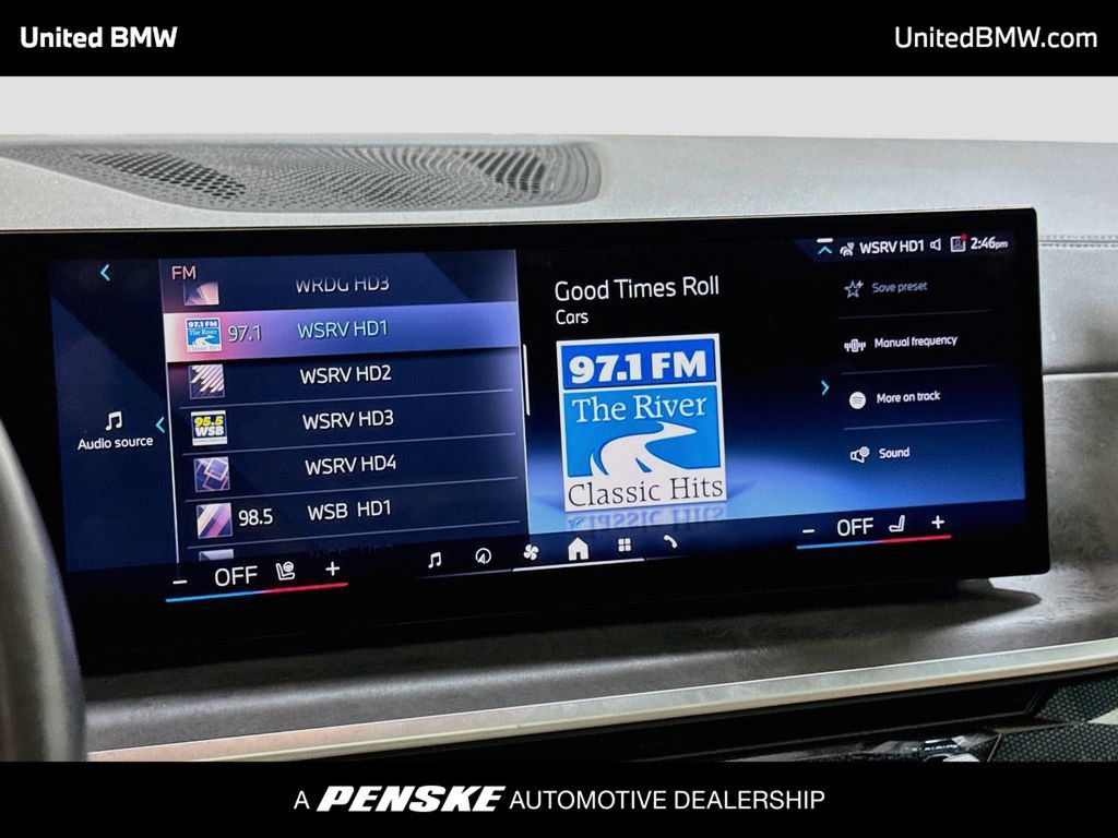 Used 2025 BMW X5 xDrive40i w/ M Sport Package AWD/4WD image 15