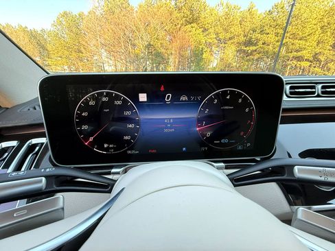 Used 2022 Mercedes-Benz S 580 S580 4MATIC w/ AMG Line Package image 17