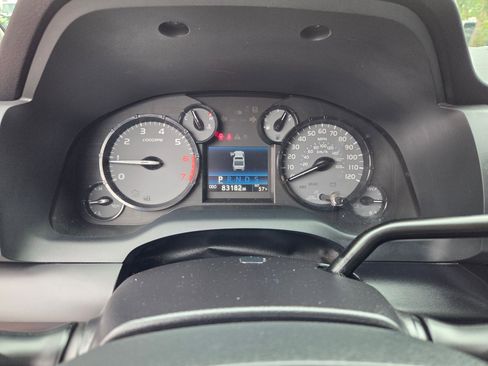 Used 2017 Toyota Tundra SR image 12