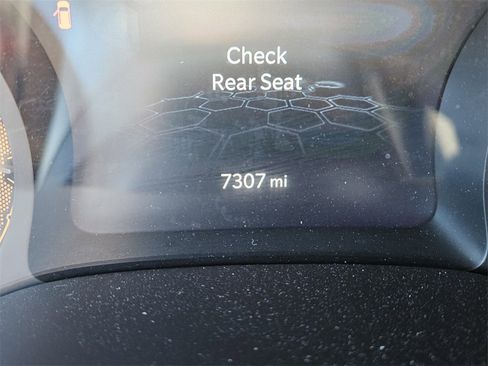 Used 2025 Jeep Compass Sport image 25