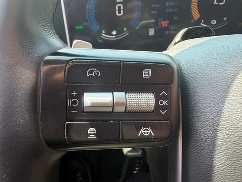 Used 2024 Hyundai Santa Fe SEL AWD/4WD image 13