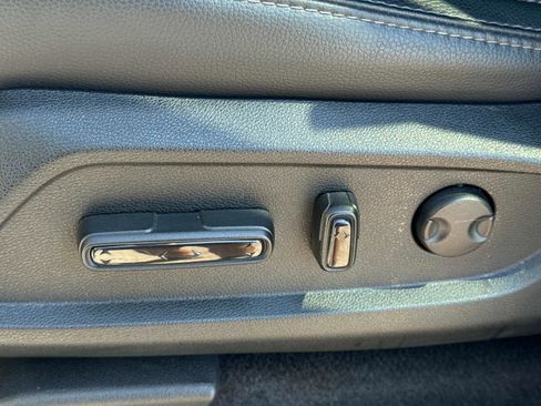 Used 2023 Honda Pilot EX-L image 22