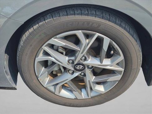 Used 2022 Hyundai Sonata SEL w/ Convenience Package FWD image 15