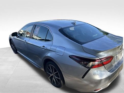 Used 2024 Toyota Camry SE FWD image 8