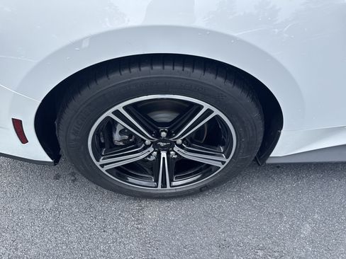Used 2025 Ford Mustang Premium RWD image 11