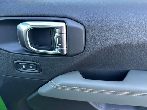 New 2025 Jeep Gladiator Mojave image 20